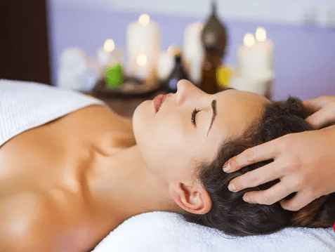massage nhẹ nhàng giúp dễ ngủ